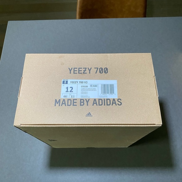 Yeezy Bundle All Items Never Worn. * Deadstock * - Picture 8 of 10